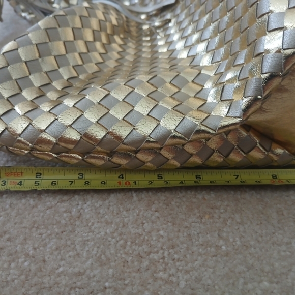 Bisou Bisou Michele Bohbot Metallic Gold Woven Weave Hobo Purse Handbag Y2K GUC - Picture 8 of 8